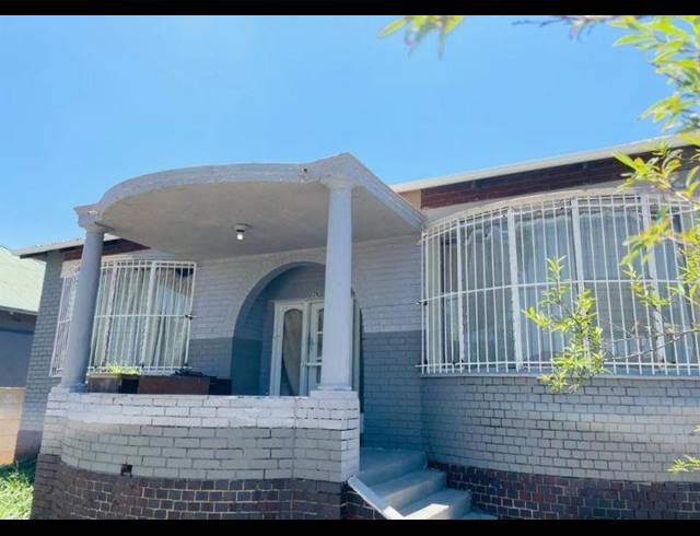 3 BEDROOM HOUSE FOR SALE IN ROSETTENVILLE